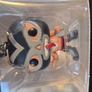 Funko × Marvel-EL VENENOIDE POP  Edition Keychain with Grey and Black Mask.
